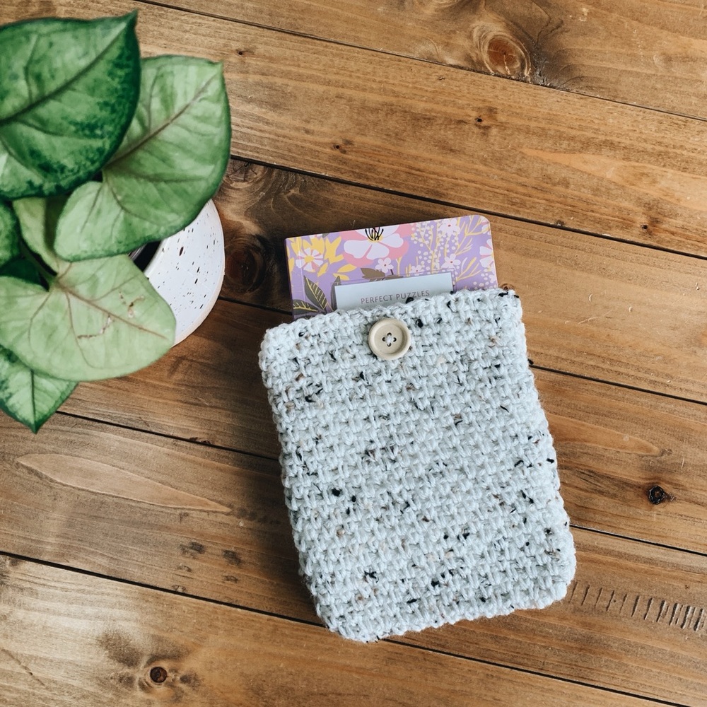 Crochet kindle / book cover 📚